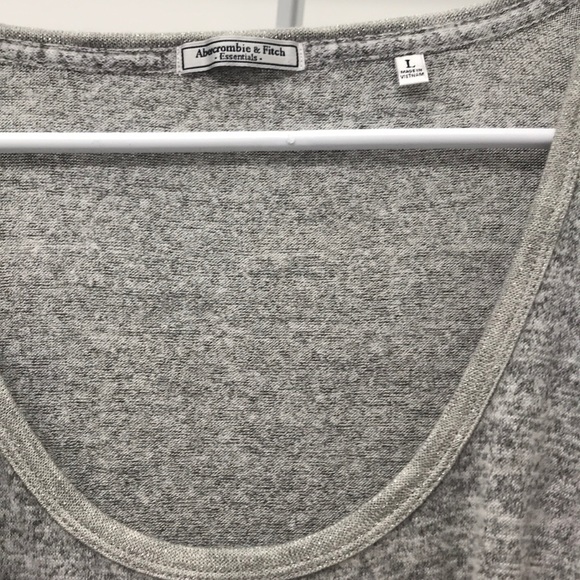 Abercrombie and Fitch top - Picture 2 of 3